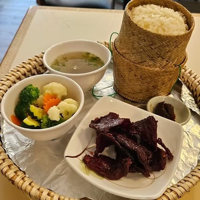 #14-Sein Dhot Meal Set.